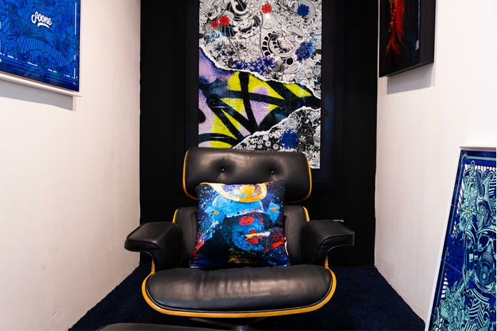 Cushion Velvet StreetArt