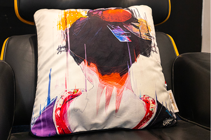Cushion Velvet StreetArt